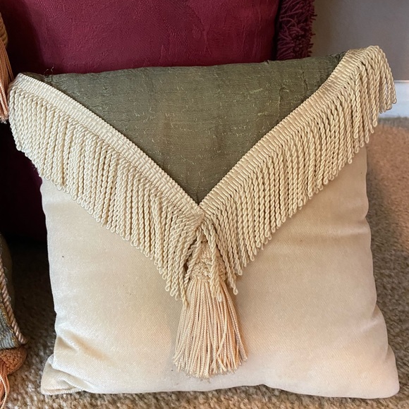 Decorative Pillows (Set of 3) - Picture 3 of 3